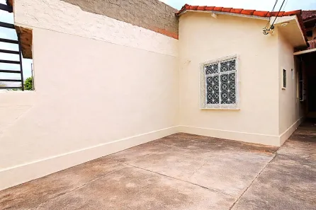 Casa com 2 Quartos para venda ou aluguel, 72m² no Bento Ribeiro, Rio de Janeiro