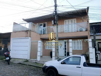 Sobrado com 3 Quartos à venda, 200m² no Jari, Viamão