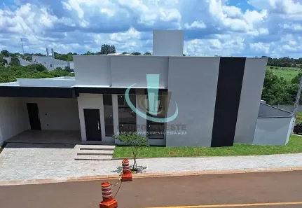 Casa de Condomínio com 3 Quartos à venda, 151m² no Parque Laranjeiras, Araraquara