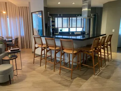 Apartamento com 3 Quartos à venda, 140m² no Meia Praia, Itapema
