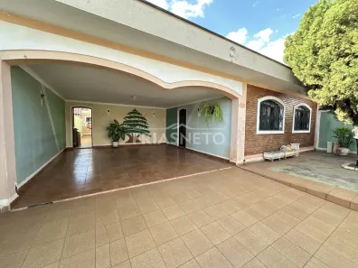 Imóvel Comercial com 3 Quartos à venda, 214m² no Jardim Monumento, Piracicaba