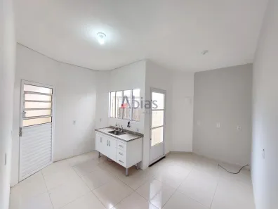 Casa com 2 Quartos para alugar, 70m² no Vila Brasília, São Carlos
