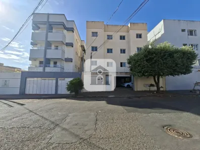 Apartamento com 2 Quartos para alugar, 60m² no Santa Mônica, Uberlândia