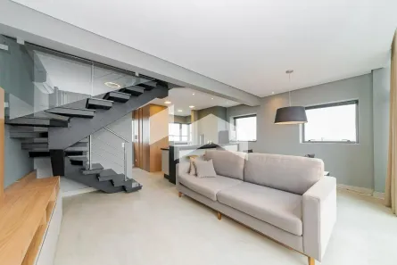 Apartamento com 2 Quartos para alugar, 109m² no Centro, Curitiba
