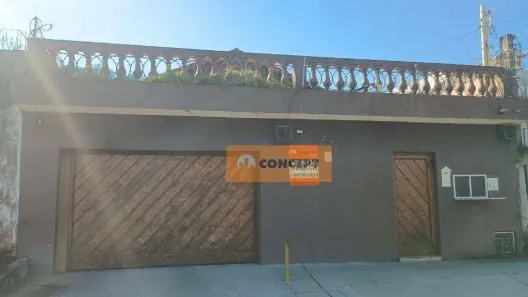 Casa com 3 Quartos à venda, 237m² no Vila Áurea, Poá