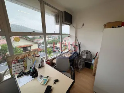 Sala Comercial à venda, 28m² no Piratininga, Niterói