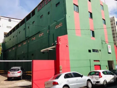 Imóvel Comercial com 39 Quartos à venda, 1376m² no Boca do Rio, Salvador