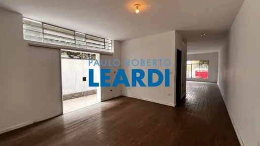 Sobrado com 3 Quartos à venda, 252m² no Vila Madalena, São Paulo