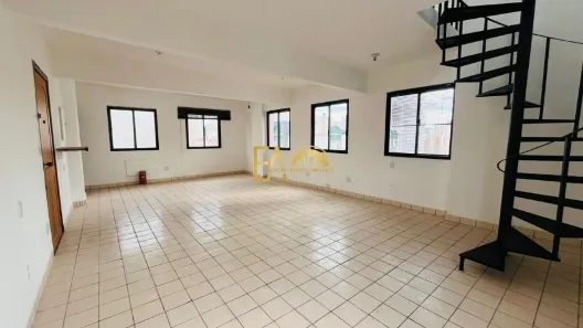 Sala Comercial para alugar, 168m² no Gonzaga, Santos