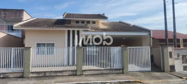 Casa com 3 Quartos à venda, 160m² no Bananal do Sul, Guaramirim