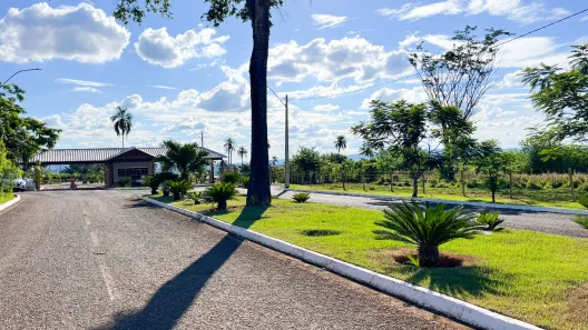 Lote/Terreno à venda, 2m² no Centro, Trindade