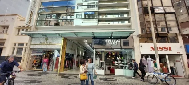 Ponto Comercial para alugar, 90m² no Centro, Juiz de Fora