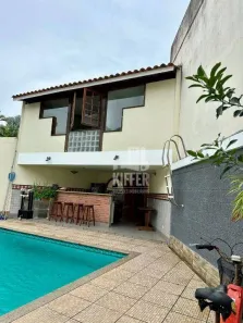 Casa com 4 Quartos à venda, 187m² no Piratininga, Niterói