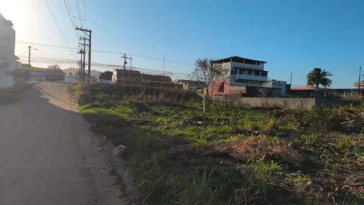 Lote/Terreno à venda, 742m² no Balneário São Pedro, São Pedro da Aldeia