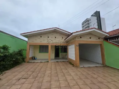 Casa com 2 Quartos à venda, 120m² no Real, Praia Grande