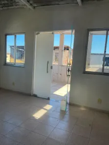 Casa com 2 Quartos para alugar, 60m² no Vila Militar, Rio de Janeiro