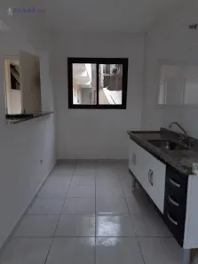 Casa com 1 Quarto para alugar, 40m² no Parque Albina, Taboão da Serra