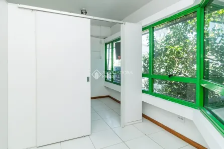 Sala Comercial para alugar, 30m² no Petrópolis, Porto Alegre