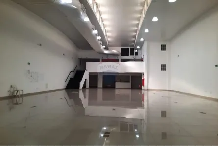 Prédio Comercial para alugar, 844m² no Planalto Paulista, São Paulo