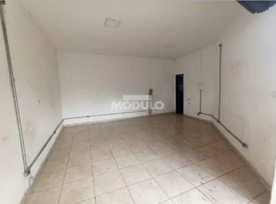 Sala Comercial para alugar, 32m² no Luizote de Freitas, Uberlândia