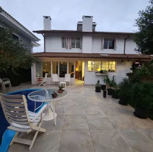 Casa com 4 Quartos à venda, 300m² no Lagoa da Conceição, Florianópolis