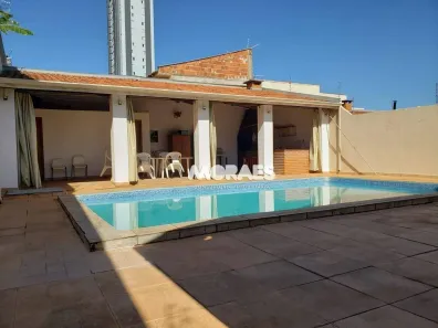 Casa com 4 Quartos à venda, 264m² no Jardim América, Bauru