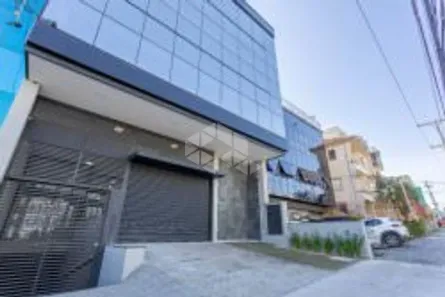 Prédio Comercial para alugar, 1062m² no Três Figueiras, Porto Alegre