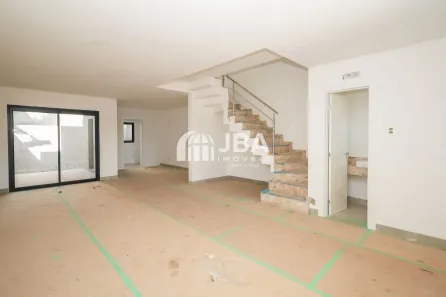 Sobrado com 3 Quartos à venda, 171m² no Portão, Curitiba