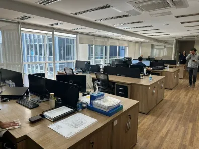 Sala Comercial para venda ou aluguel, 228m² no Jardim Paulistano, São Paulo