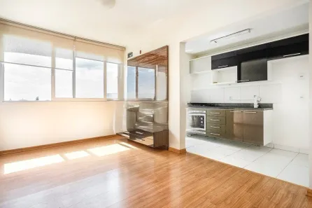 Apartamento com 3 Quartos para alugar, 73m² no São João, Porto Alegre