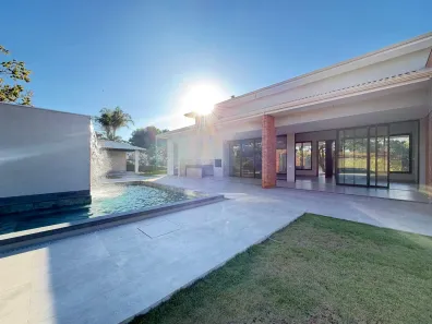 Casa de Condomínio com 4 Quartos à venda, 5000m² no Quintas da Lagoa, Sarzedo