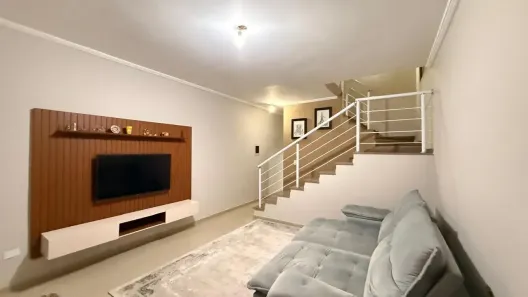 Sobrado com 3 Quartos à venda, 189m² no Vila Aparecida, Taubaté
