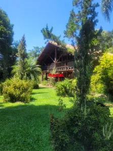 Fazenda/Sítio com 3 Quartos à venda, 290m² no Vila São Geraldo, São José dos Campos