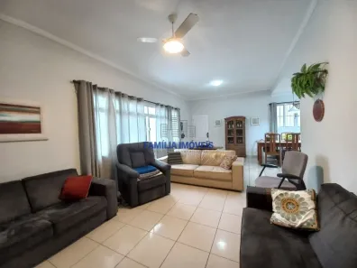 Sobrado com 3 Quartos à venda, 170m² no Campo Grande, Santos