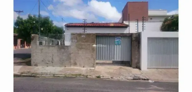 Casa com 2 Quartos à venda, 209m² no Primavera, Teresina