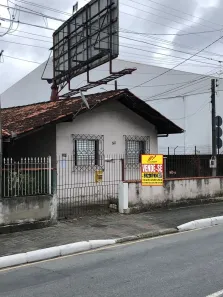 Casa com 2 Quartos à venda, 162m² no Estados, Balneário Camboriú