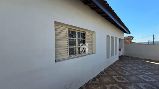 Casa com 3 Quartos à venda, 179m² no Jardim Santa Rosa, Nova Odessa