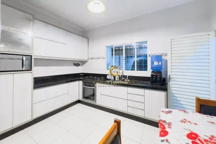 Sobrado com 3 Quartos à venda, 210m² no Jardim Ismênia, São José dos Campos