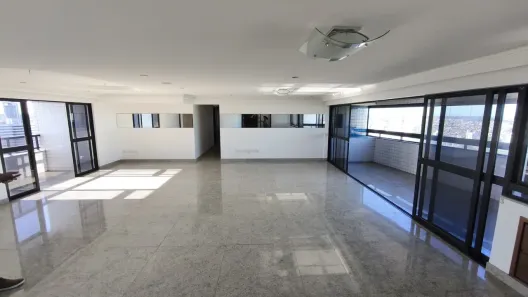 Apartamento com 3 Quartos à venda, 204m² no Casa Forte, Recife