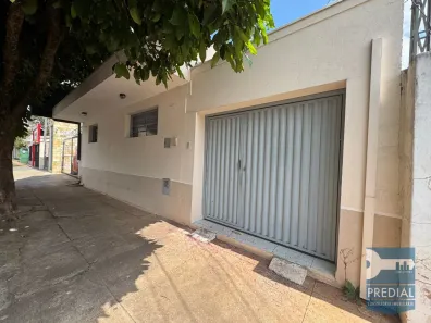 Casa com 2 Quartos para alugar, 200m² no Jardim Macarenco, São Carlos