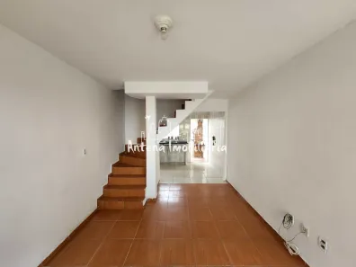 Casa de Condomínio com 2 Quartos à venda, 60m² no Parque Dourado, Ferraz de Vasconcelos