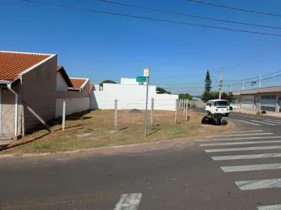 Lote/Terreno à venda, 215m² no Jardim dos Tucanos, Indaiatuba