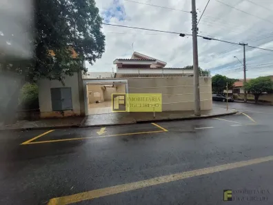 Casa com 3 Quartos para alugar, 300m² no Vila Diniz, São José do Rio Preto