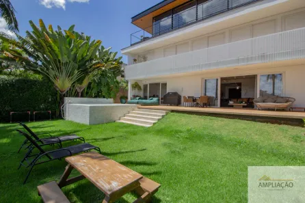 Sobrado com 3 Quartos à venda, 490m² no Jardim Guedala, São Paulo