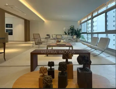 Apartamento com 3 Quartos à venda, 192m² no Cerqueira César, São Paulo