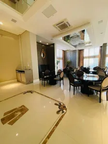 Apartamento com 3 Quartos para alugar, 132m² no Centro, Balneário Camboriú