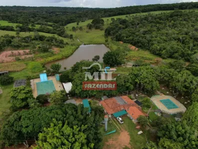 Fazenda/Sítio com 4 Quartos à venda, 500m² no Zona Rural, Hidrolândia