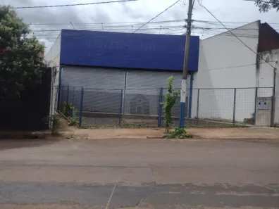 Galpão/Depósito/Armazém para alugar, 200m² no Segismundo Pereira, Uberlândia