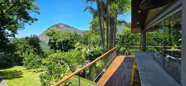 Casa com 6 Quartos à venda, 700m² no Santa Teresa, Rio de Janeiro