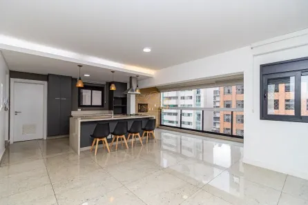 Apartamento com 3 Quartos à venda, 117m² no Cabral, Curitiba